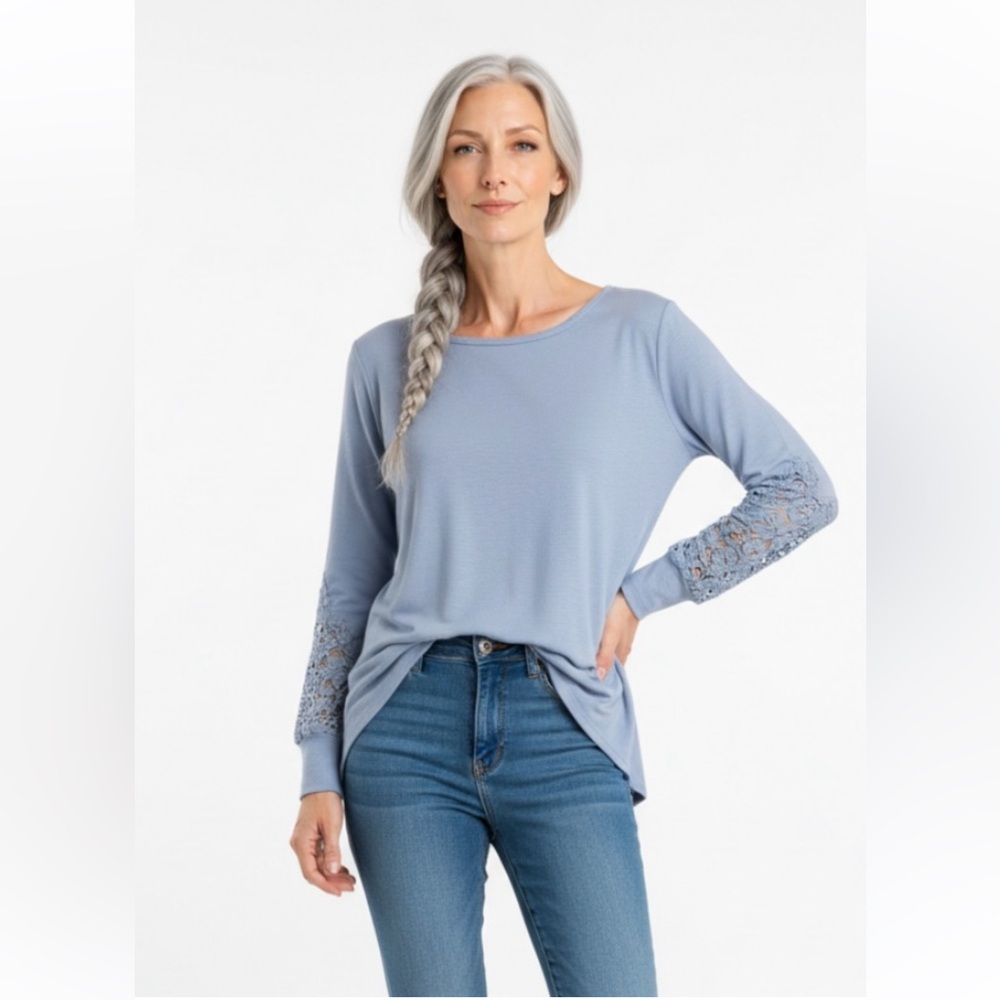 SOFT SURROUNDINGS Blouse Top Lace Blue Boho Tee Asymetrical Bell Small